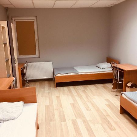 Uslugi Noclegowe Akademicka Lomza Exterior foto