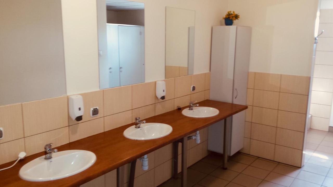 Uslugi Noclegowe Akademicka Lomza Exterior foto